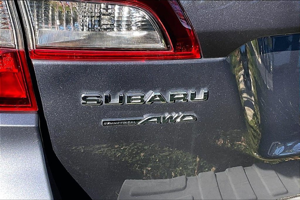 Used 2016 Subaru Outback 2.5i Limited AWD/4WD image 36