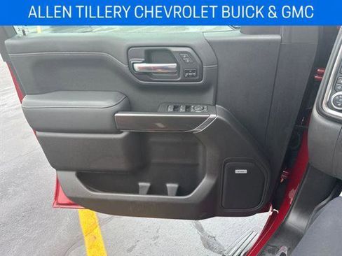 Used 2020 GMC Sierra 1500 AT4 w/ AT4 Premium Package image 9