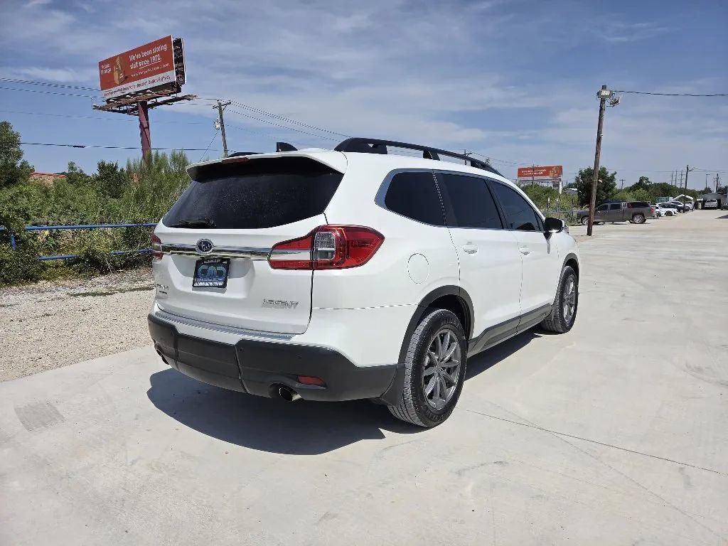 Used 2020 Subaru Ascent Premium w/ Sport Package AWD/4WD image 5