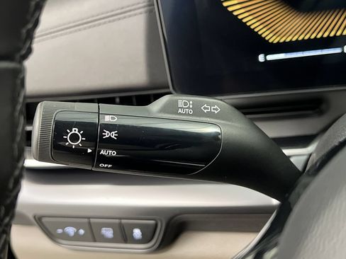Used 2026 Kia Carnival LXS FWD image 58