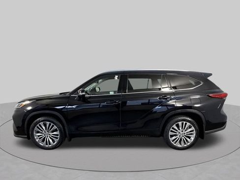 Used 2023 Toyota Highlander Platinum AWD/4WD image 31