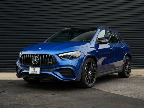 Used 2024 Mercedes-Benz GLA 35 AMG 4MATIC image 1