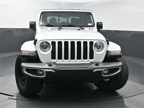 Used 2023 Jeep Gladiator Sport image 6