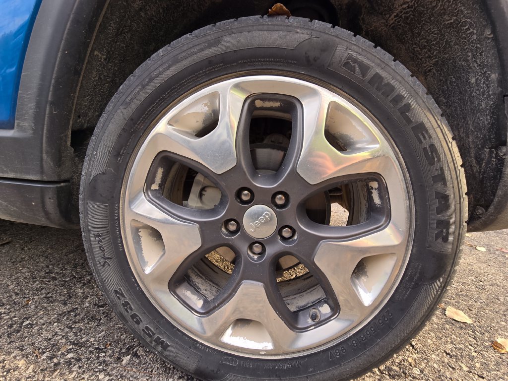 Used 2020 Jeep Compass Limited AWD/4WD image 18