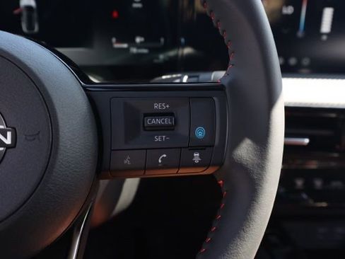 New 2026 Nissan Kicks SR image 33