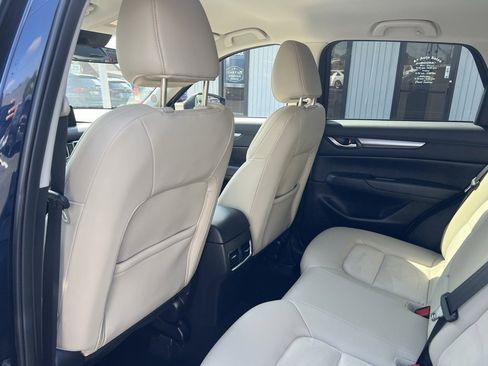 Used 2019 MAZDA CX-5 Touring image 29