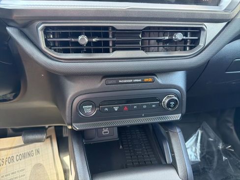 Used 2025 Ford Bronco Sport Badlands image 24