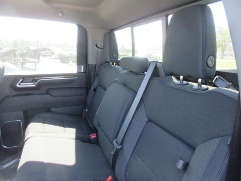 New 2026 GMC Sierra 2500 SLE w/ SLE Value Package; AWD/4WD image 14