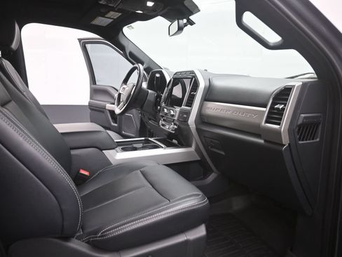 Used 2022 Ford F250 Lariat w/ Lariat Ultimate Package AWD/4WD image 24
