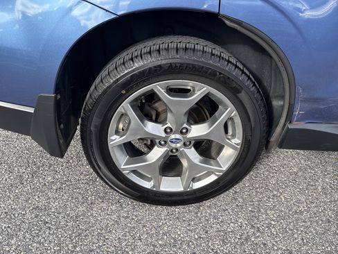 Used 2018 Subaru Forester 2.5i Touring image 30