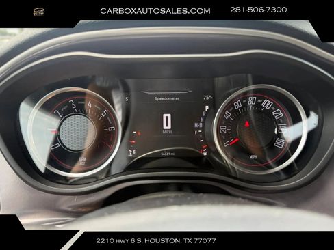 Used 2021 Dodge Challenger SXT RWD image 10