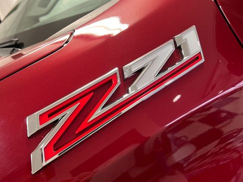 Used 2019 Chevrolet Silverado 1500 LT w/ All-Star Edition AWD/4WD image 8
