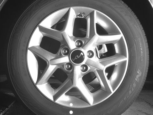 Used 2025 Kia Soul LX w/ LX Technology Package image 13