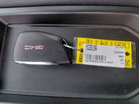 Used 2023 GMC Sierra 1500 Elevation RWD image 32