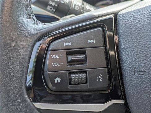 Used 2025 Honda Odyssey Touring image 11