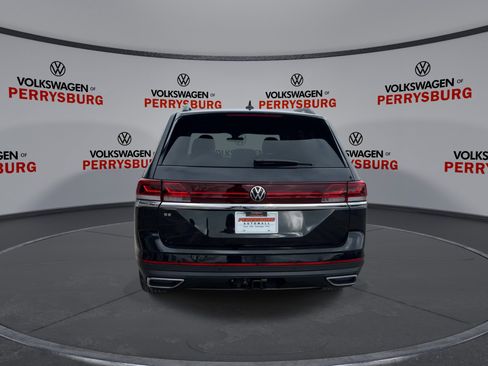 New 2026 Volkswagen Atlas SE image 7