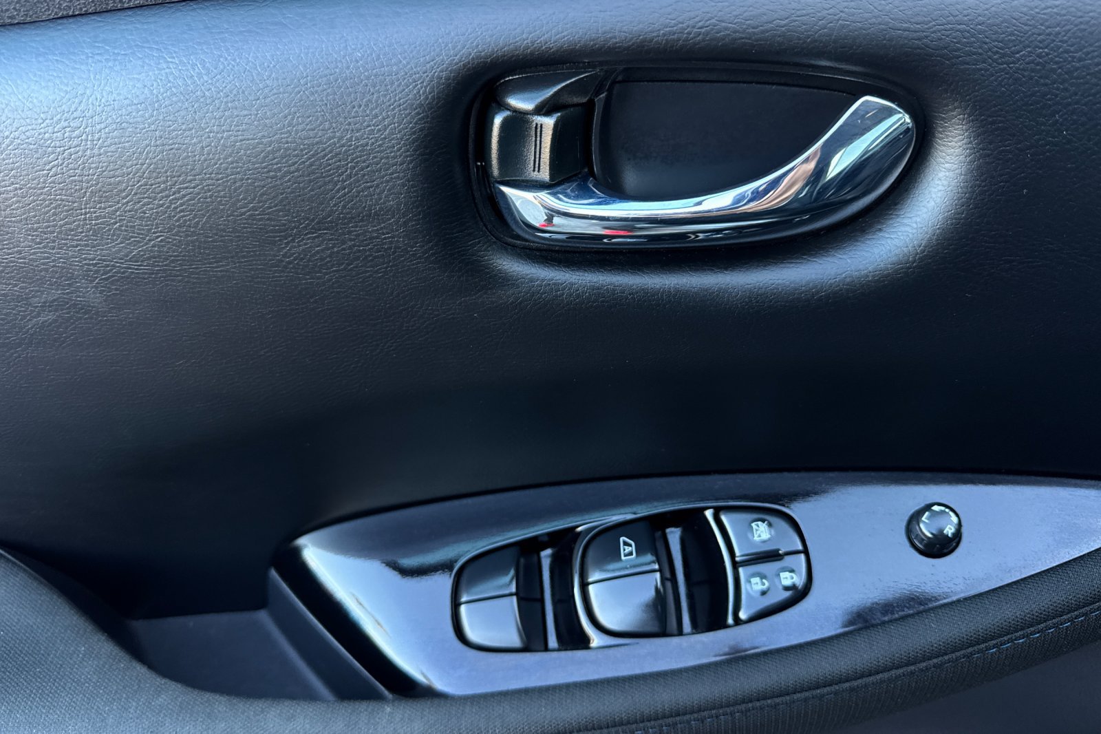 Used 2024 Nissan Leaf SV Plus FWD image 11