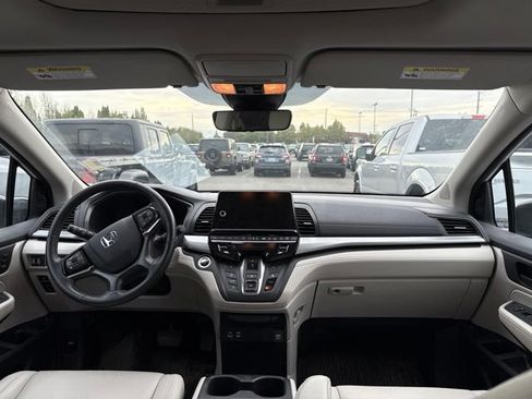 Used 2025 Honda Odyssey EX-L image 14