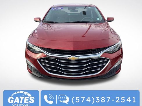 Used 2024 Chevrolet Malibu LT image 2