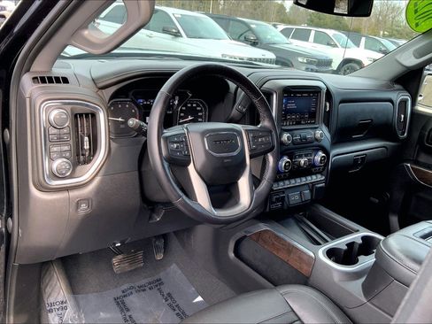 Used 2022 GMC Sierra 1500 Denali w/ Denali Premium Package image 15