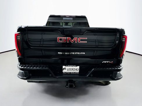 Used 2024 GMC Sierra 3500 AT4 w/ AT4 Premium Plus Package AWD/4WD image 7