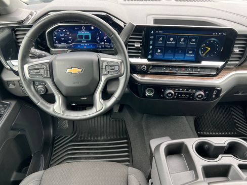 Certified 2024 Chevrolet Silverado 1500 LT AWD/4WD image 2