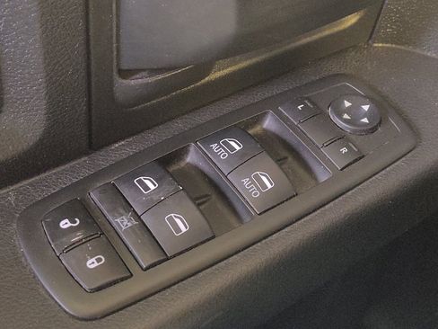 Used 2016 RAM 1500 Tradesman w/ Popular Equipment Group AWD/4WD image 27