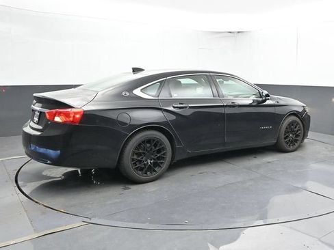 Used 2015 Chevrolet Impala LT FWD image 2