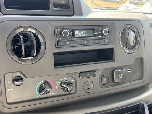 New 2025 Ford E-450 and Econoline 450 Super Duty w/ Power Equipment Group RWD image 18