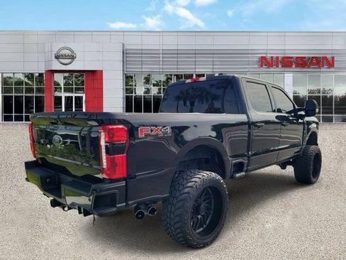 Used 2023 Ford F250 XLT w/ XLT Premium Package AWD/4WD image 2
