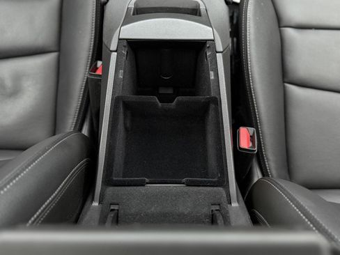 Certified 2023 Cadillac XT6 Premium Luxury image 23