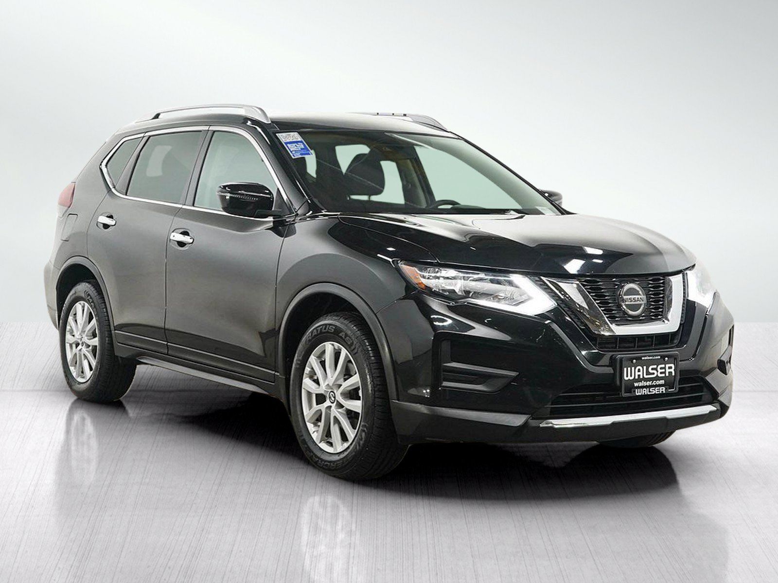 Used 2019 Nissan Rogue SV AWD/4WD image 7