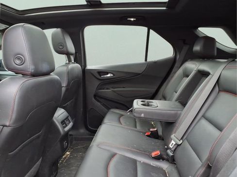 Used 2022 Chevrolet Equinox RS w/ RS Leather Package image 23