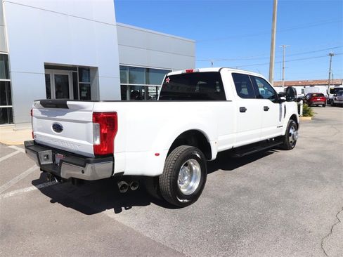 Used 2019 Ford F350 XLT w/ XLT Value Package image 13