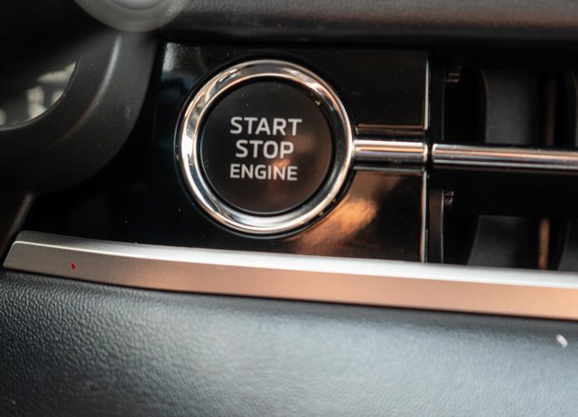 Used 2023 Mitsubishi Outlander SE AWD/4WD image 30