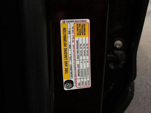 Used 2017 GMC Acadia SLE w/ Driver Alert Package I AWD/4WD image 35