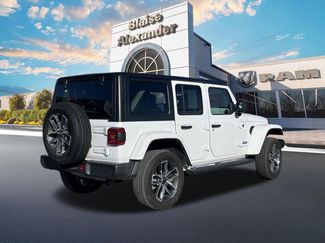 Used 2024 Jeep Wrangler Sport S w/ Convenience Group AWD/4WD video 3