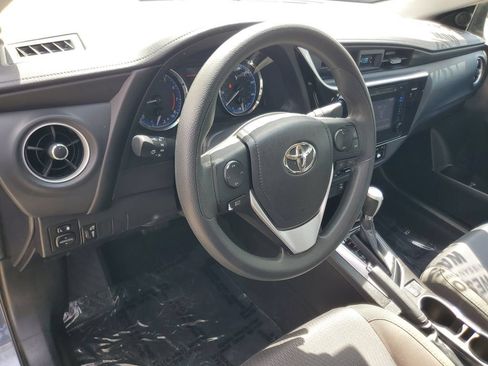 Used 2017 Toyota Corolla LE FWD image 15