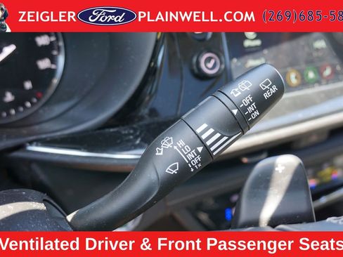 Used 2023 Buick Envision Avenir AWD/4WD image 25