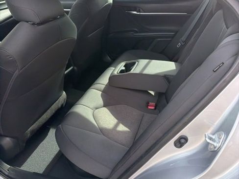 Used 2022 Toyota Camry LE w/ Audio Upgrade Package image 22