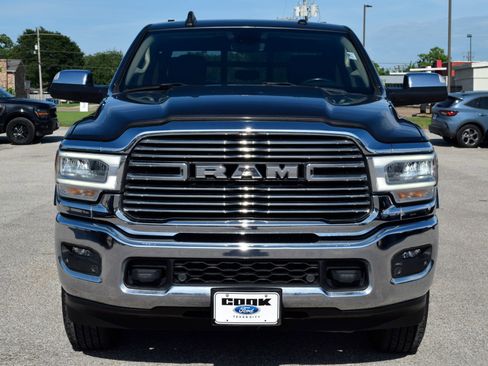 Used 2021 RAM 2500 Laramie AWD/4WD image 2