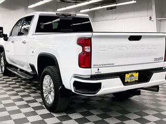 Used 2022 Chevrolet Silverado 2500 High Country video 2