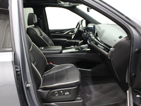 Used 2021 Cadillac Escalade Sport AWD/4WD image 28