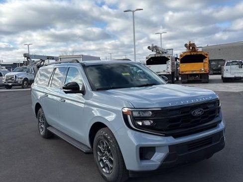New 2026 Ford Expedition Max Active image 1