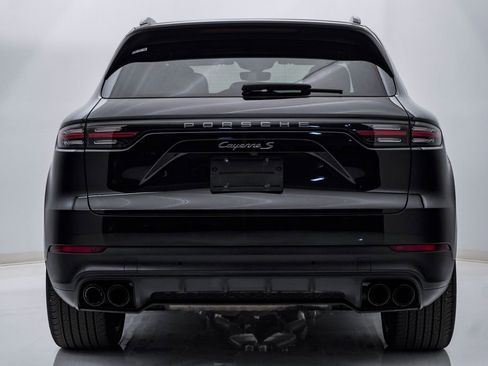 Certified 2023 Porsche Cayenne S Platinum image 10
