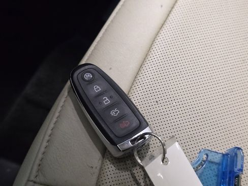 Used 2018 Ford Flex Limited image 31