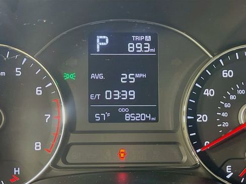 Used 2017 Kia Forte LX image 13