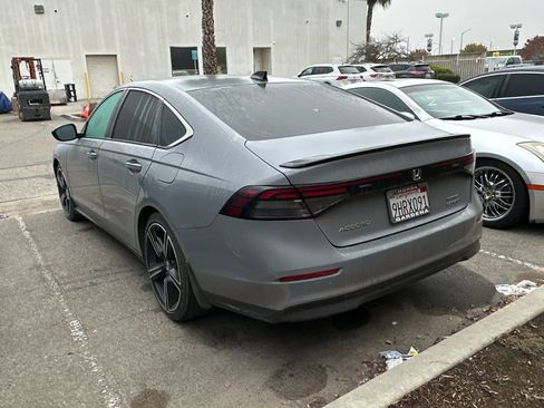 Used 2023 Honda Accord Sport image 3