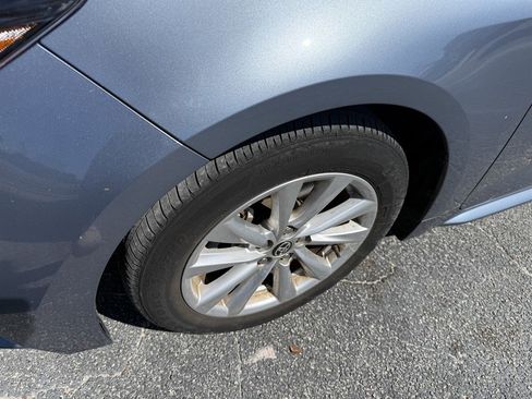 Used 2023 Toyota Corolla LE w/ LE Premium Package image 8