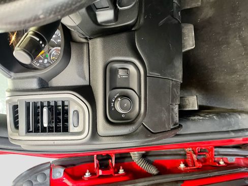 Used 2022 RAM 2500 Tradesman AWD/4WD image 10